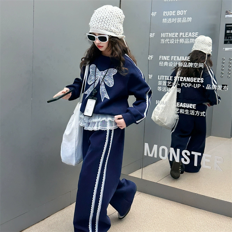 Jesienne komplety koronkowe dl – Running Gear Kids recenzja i cena