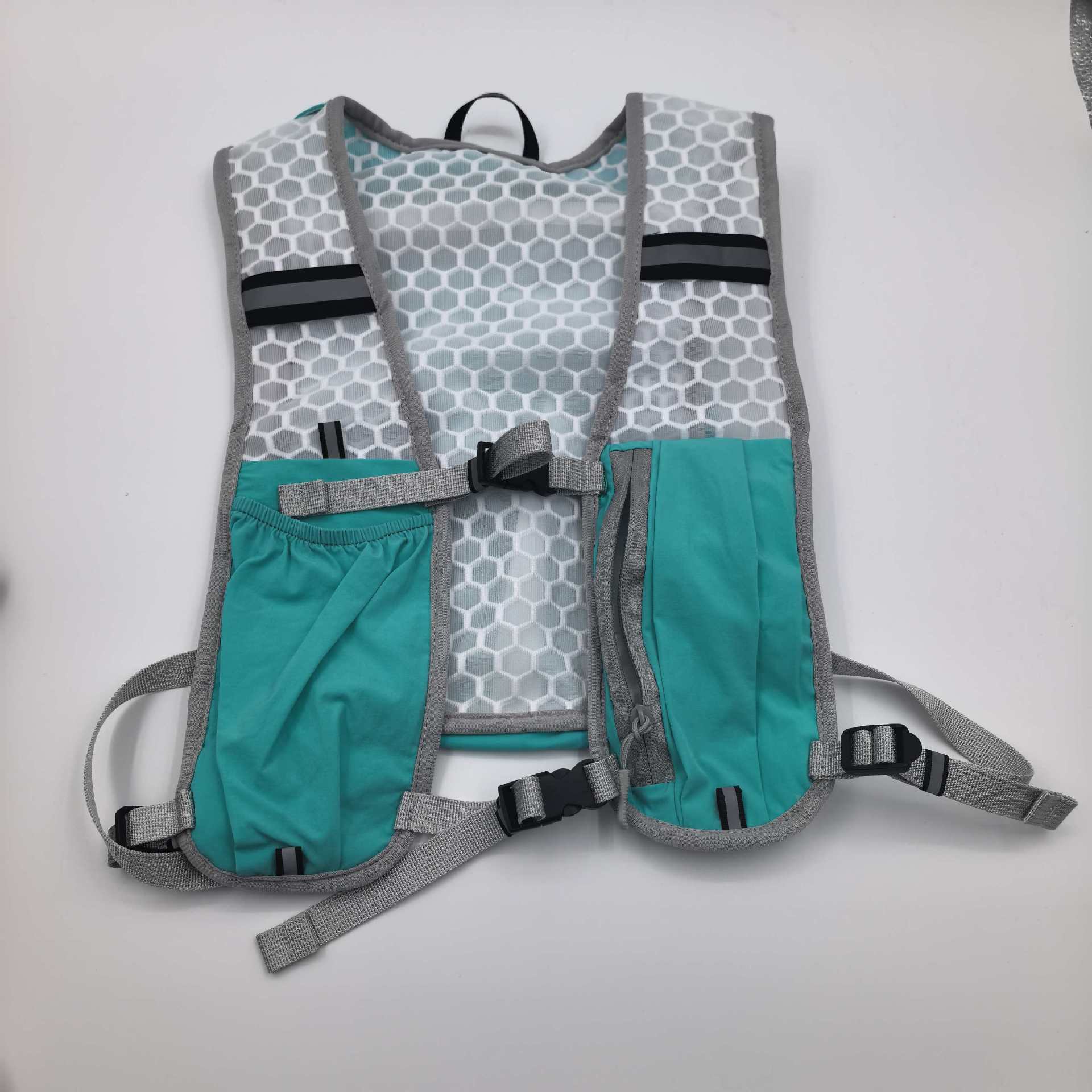 Torba na telefon do biegania,  – Hydration Vest recenzja i cena